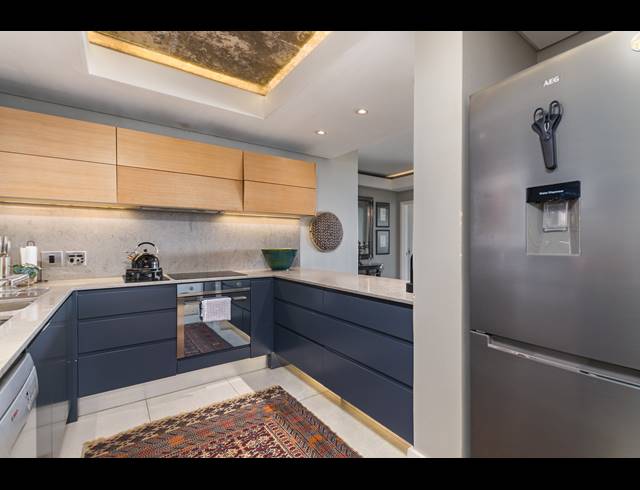 3 BEDROOM APARTMENT FOR SALE IN BEACHFRONT